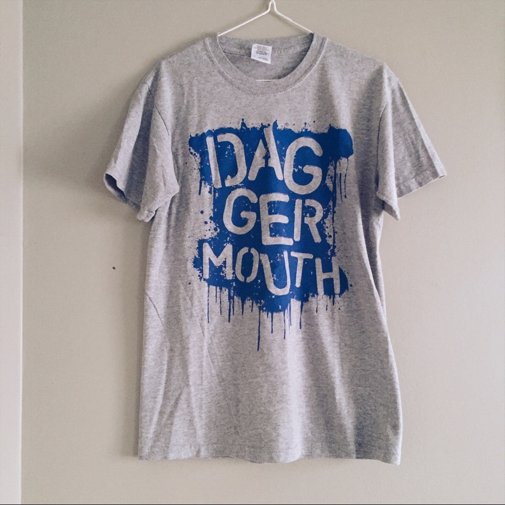 Daggermouth shirt old school paint splatter design